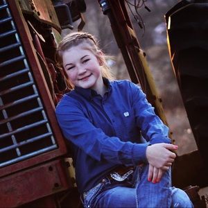 Meet your Posher, Isabella